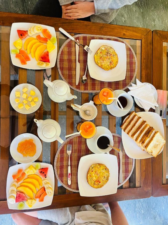 Wijesiri Family Guest House Сигирия Экстерьер фото